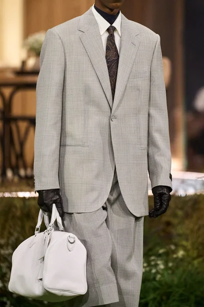 Look 34
